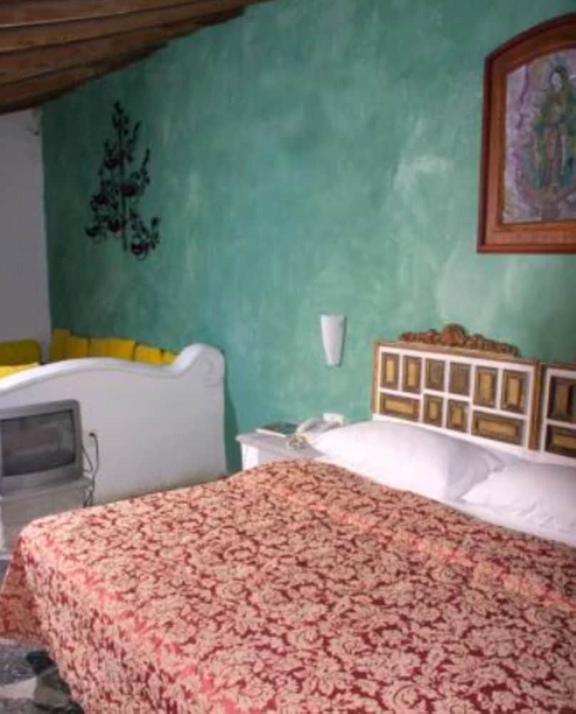 Economy Double Room - Photo 2