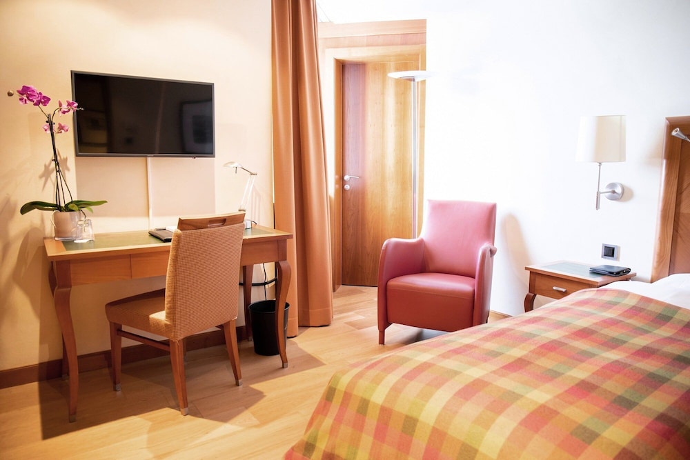 Single Room, Valley View
