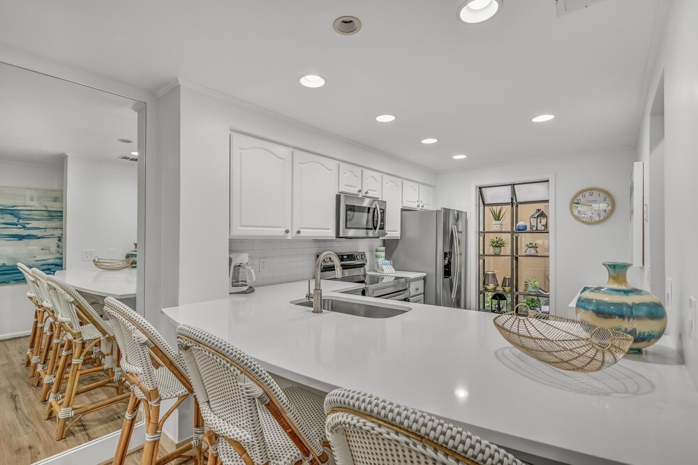 Townhome, 1 King Bed With Sofa Bed (Beachwalk Villa 5125), photo 6