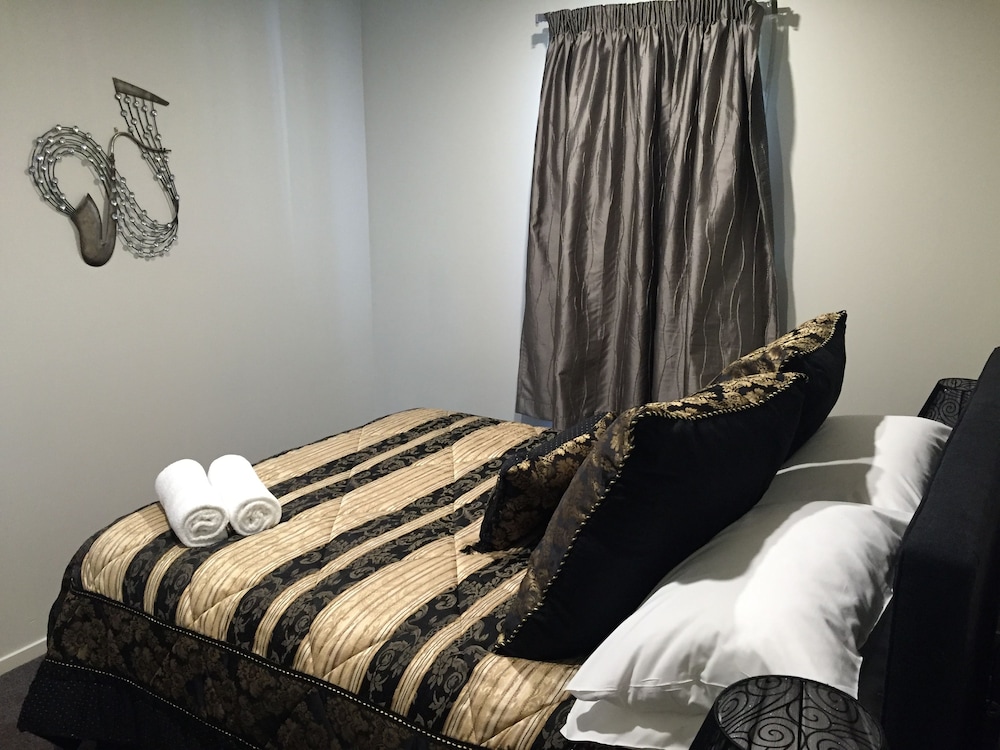 Luxury Chalet, 2 Bedrooms photo 2