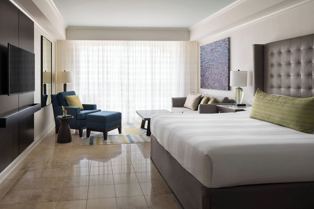 Room, 1 King Bed, Resort View (Resort View) - Photo 1