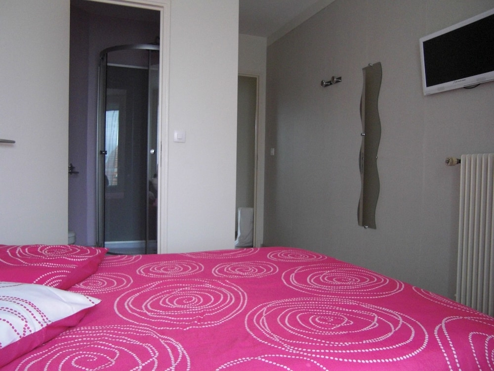 Double Room - Photo 4