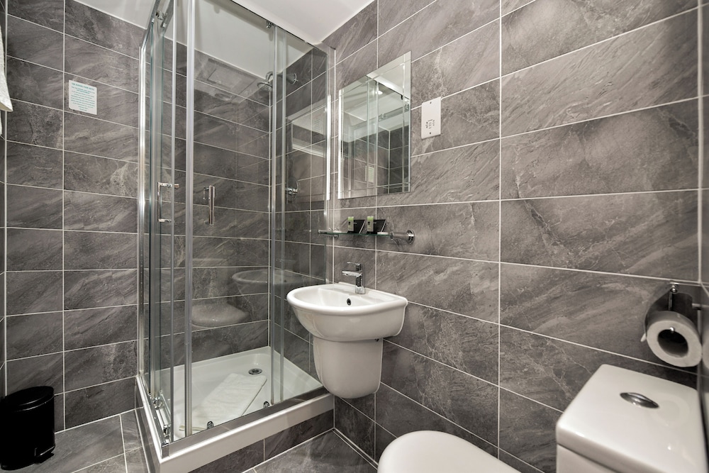 Deluxe Triple Room photo 2
