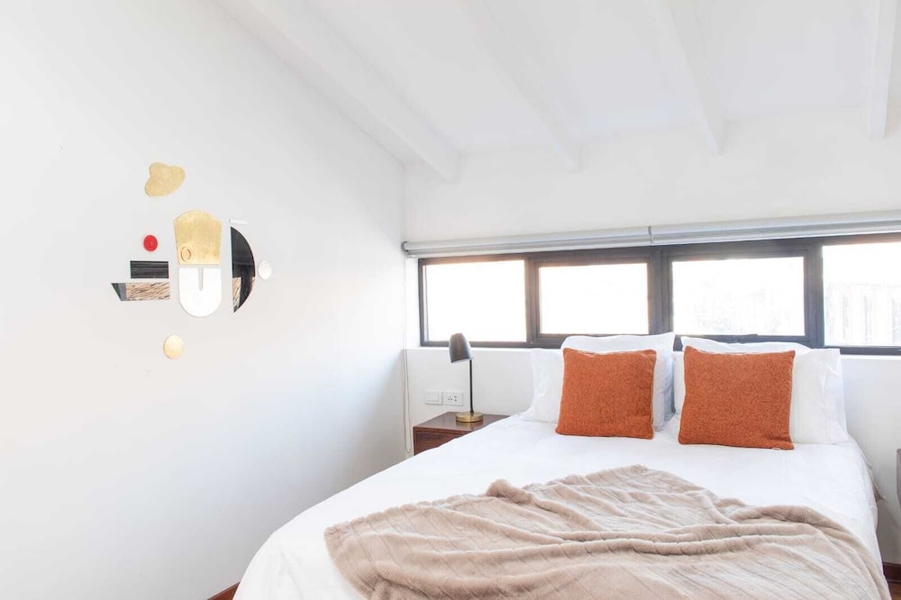 Comfort Room, 1 Queen Bed, Non Smoking photo 3