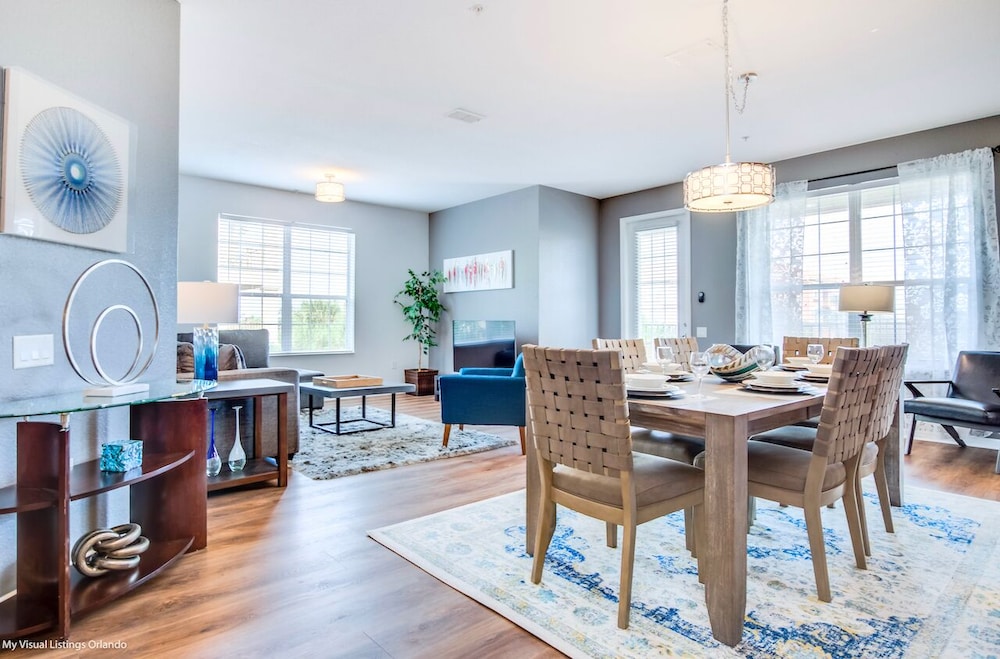 Signature Condo, 3 Bedrooms, Non Smoking