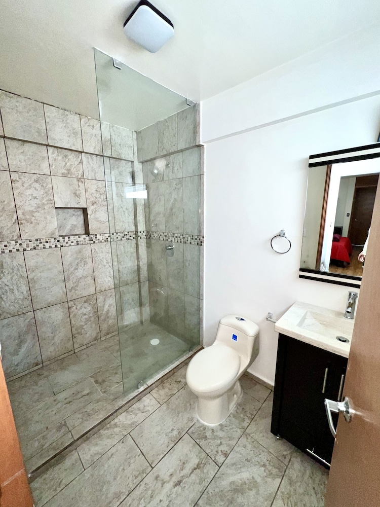 Deluxe Apartment, 3 Bedrooms, Kitchen (11 pax) photo 3