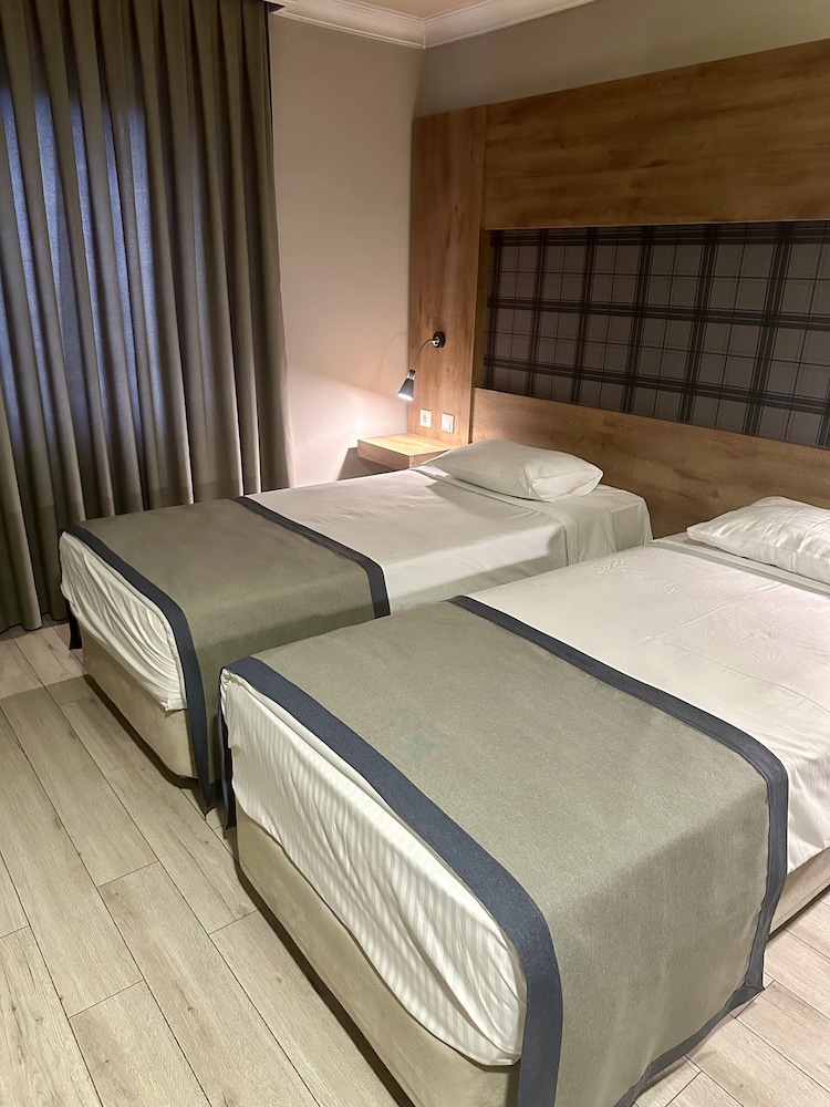 Standard Double or Twin Room photo 1