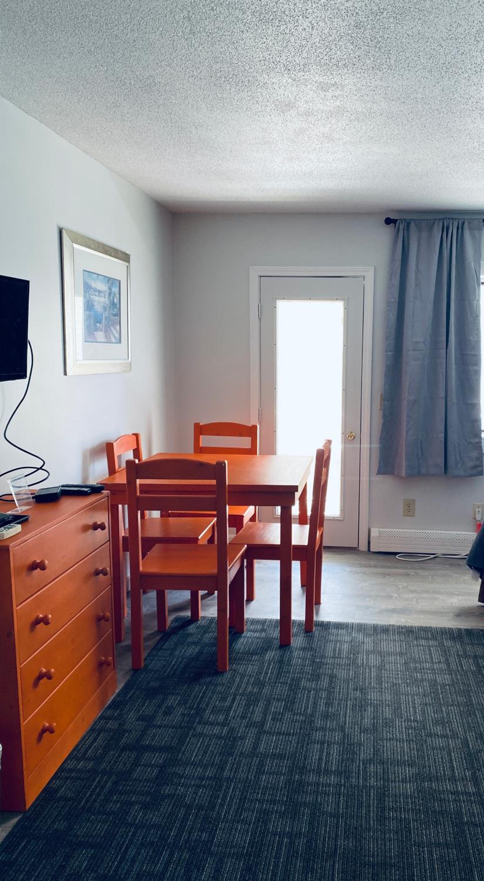 Double Room with Balcony - Photo 3