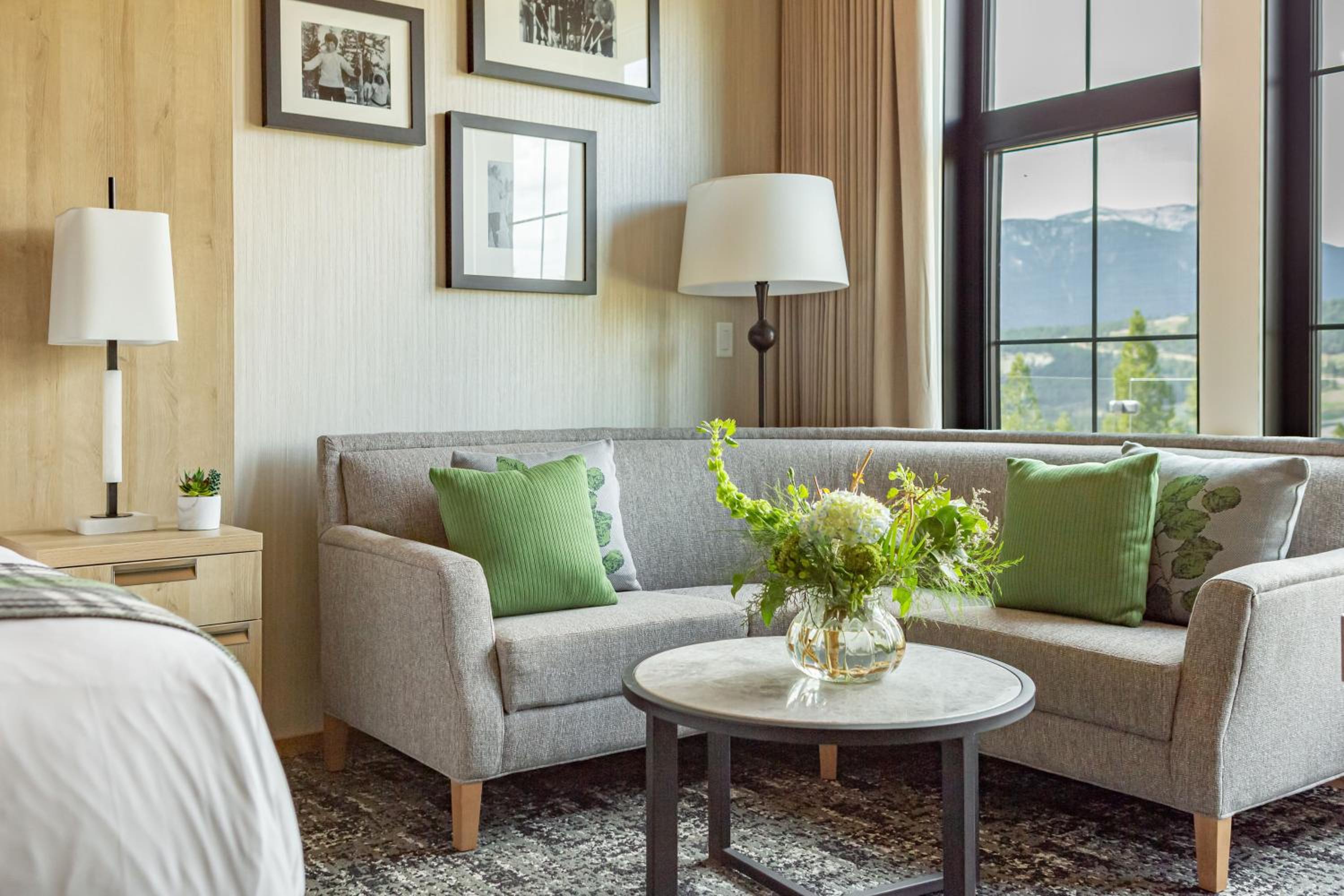 Deluxe Queen Suite - Photo 4