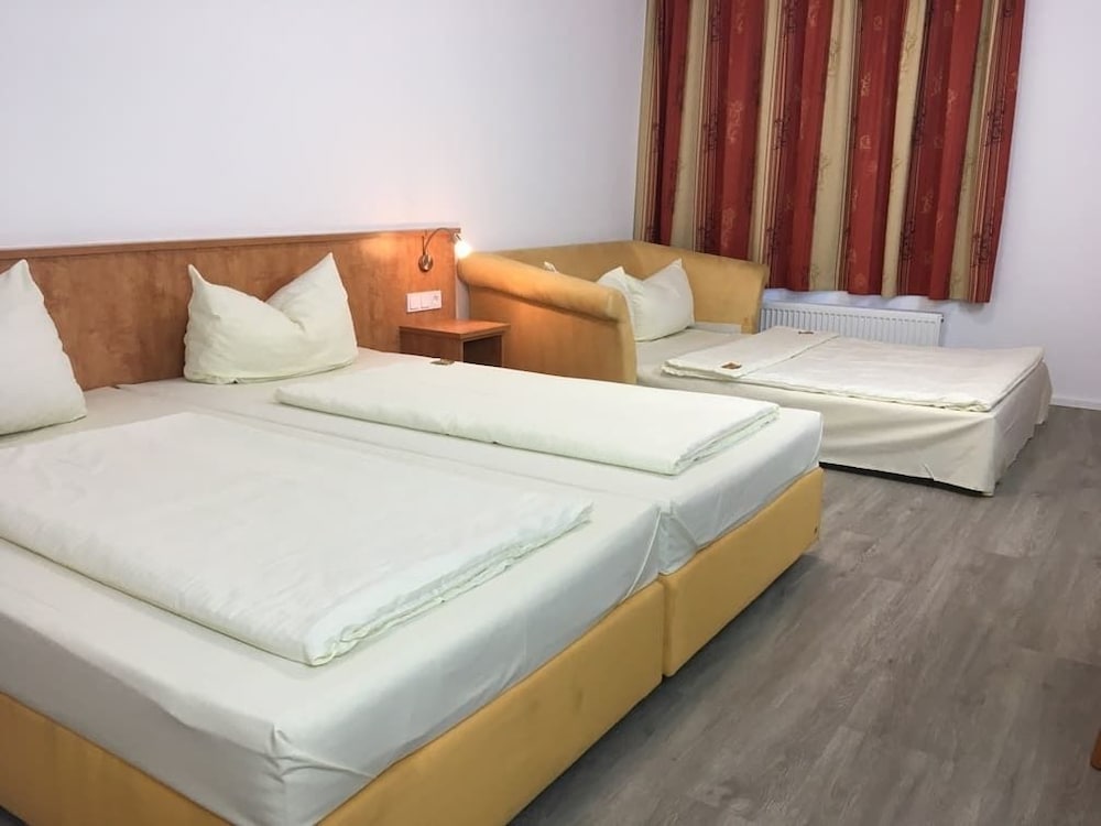 Standard Triple Room photo 1