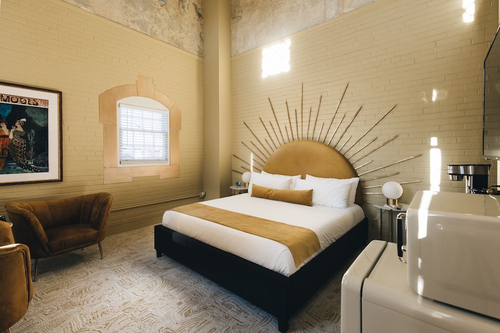 Golden Hour Suite