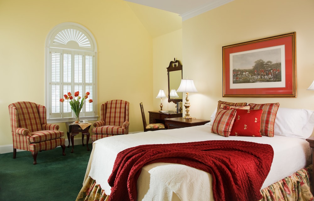 The Paddock Room photo 1