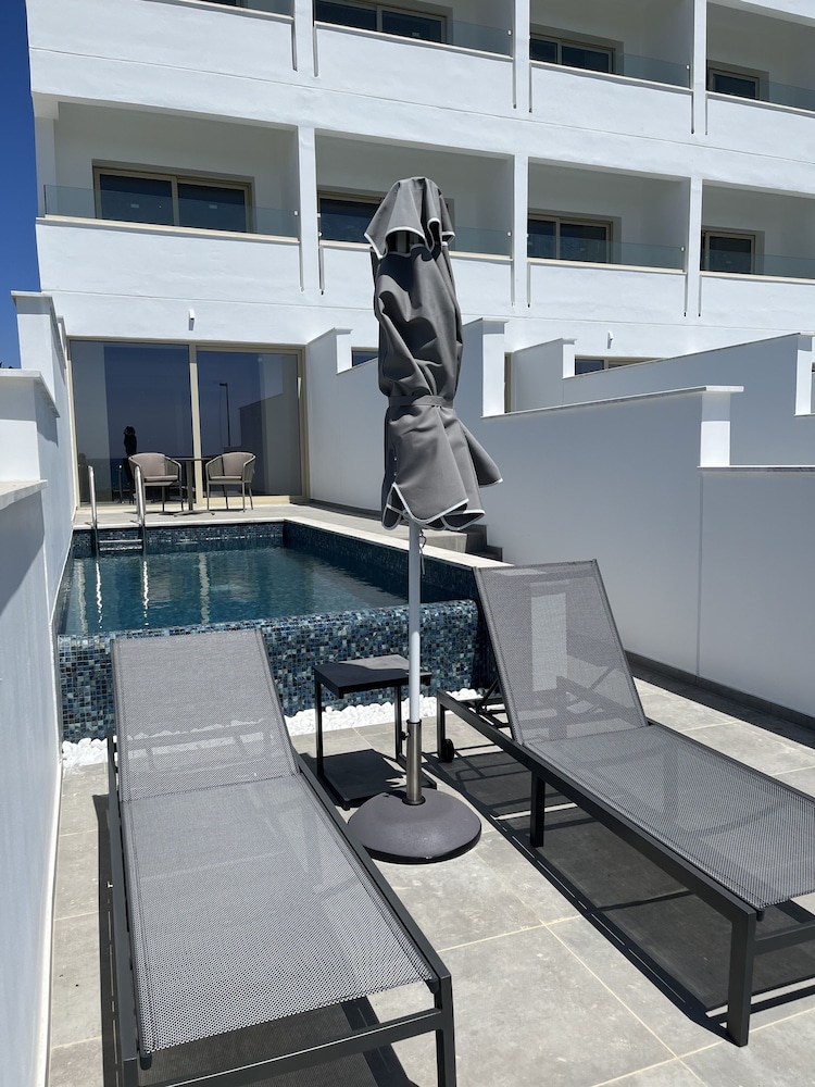 Studio Suite, Private Pool, Sea View