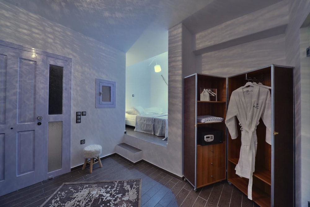 Junior Suite, Jetted Tub, Sea View