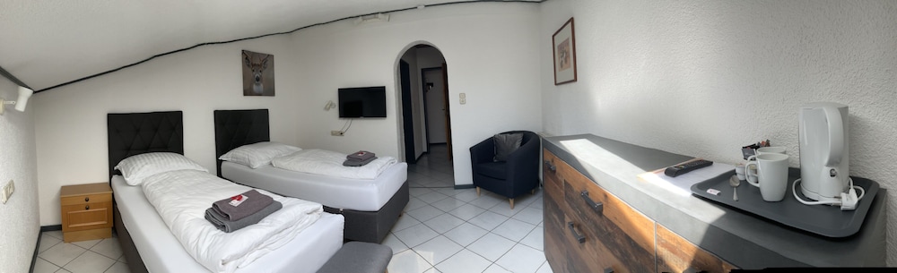 Triple Room - Photo 7