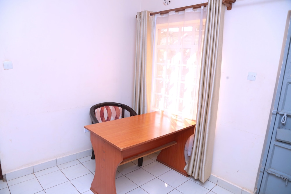 Luxury Apartment photo 3