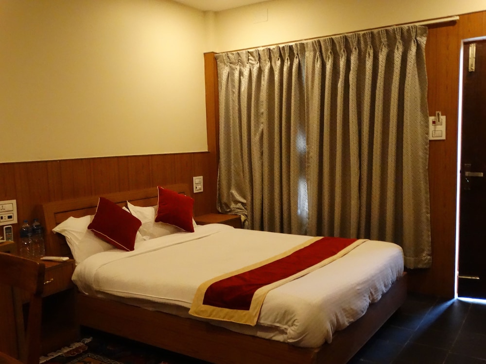 Deluxe Double or Twin Room, Multiple Beds, Non Smoking photo 3