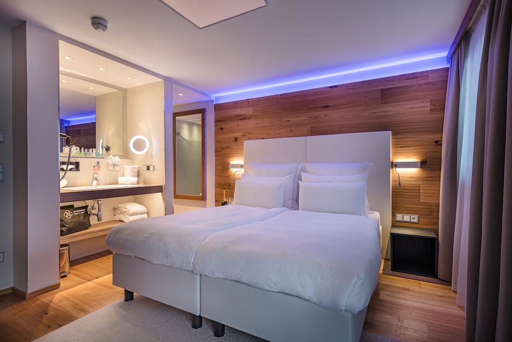 Superior Single Room (Lifestyle)