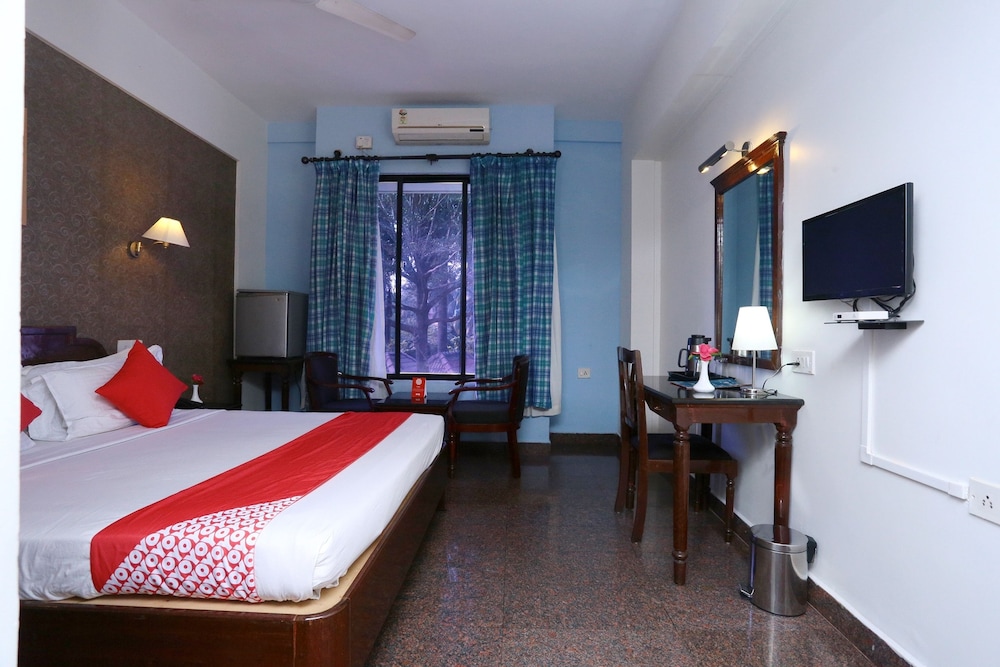 Suite, 1 King Bed photo 2