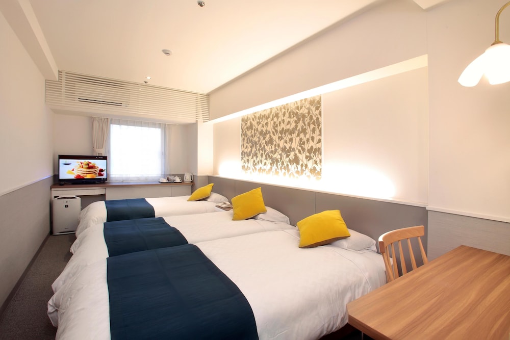 Triple Room, Smoking (Unavailable Group Booking)