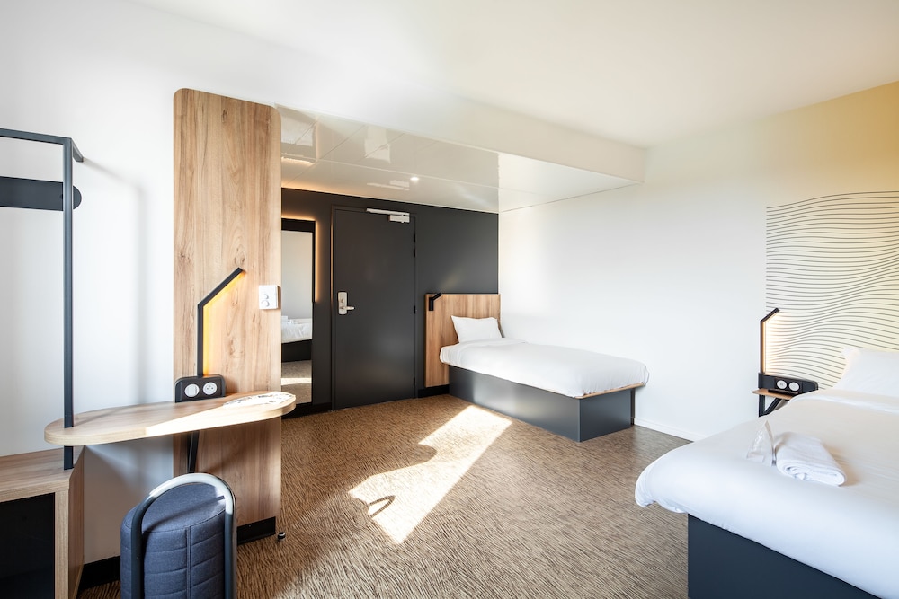 Quadruple Room - Photo 3