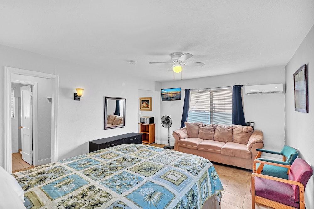 Studio Suite photo 2