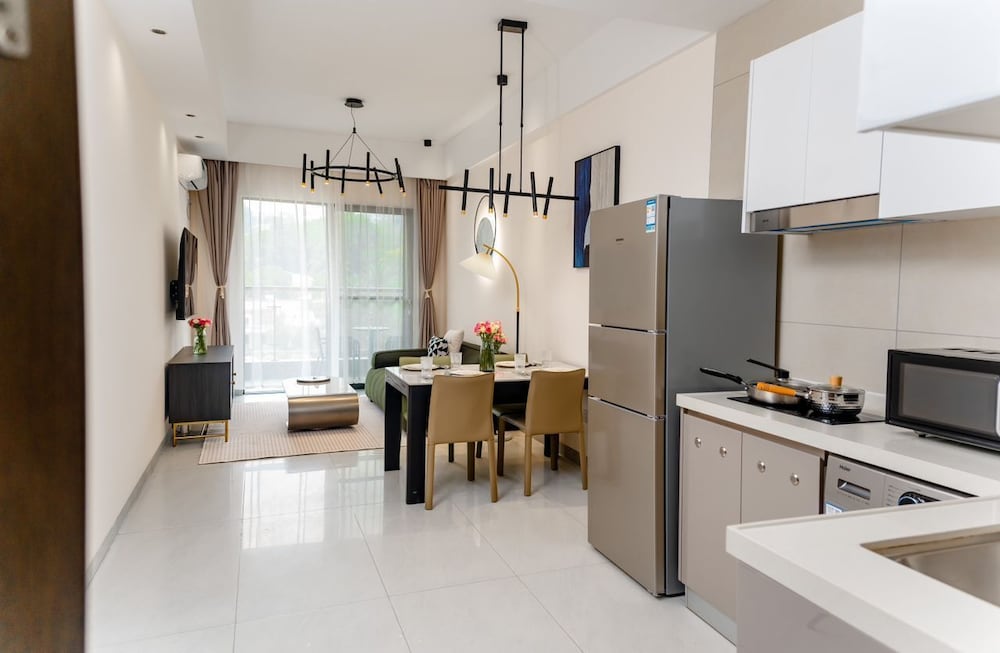 Deluxe Apartment, 1 Bedroom, Balcony, City View photo 1