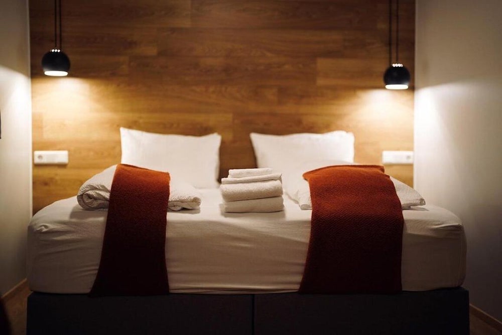 Superior Double or Twin Room with Kitchenette and Access to Hot Tub and Sauna