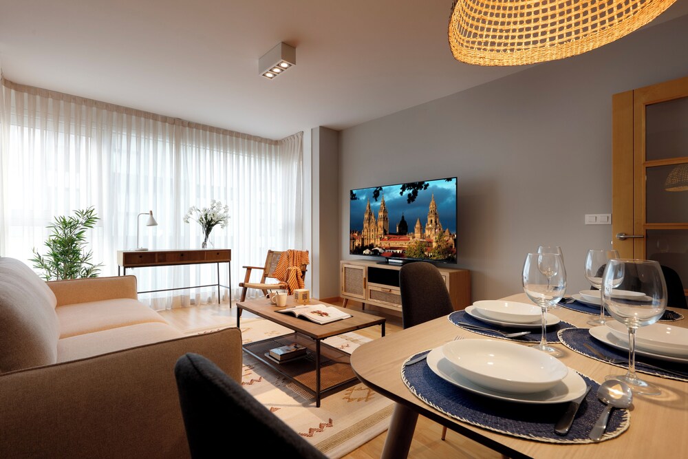Apartment, 2 Bedrooms, City View