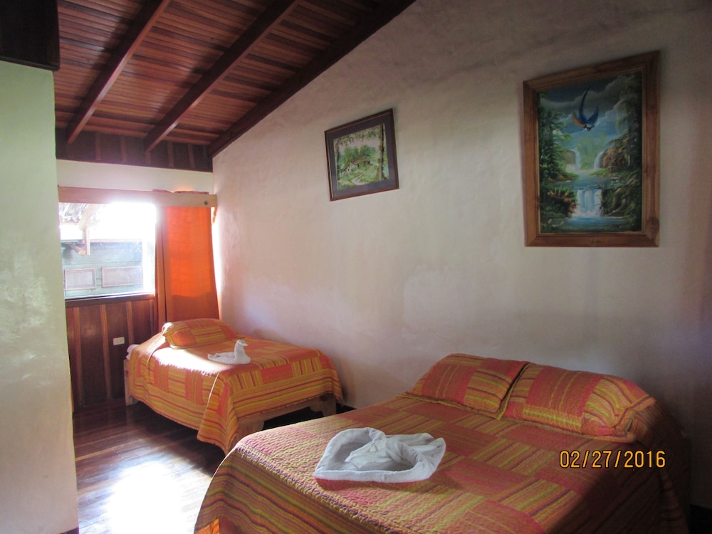 Standard Double Room, 1 Bedroom, Non Smoking, Garden View photo 3