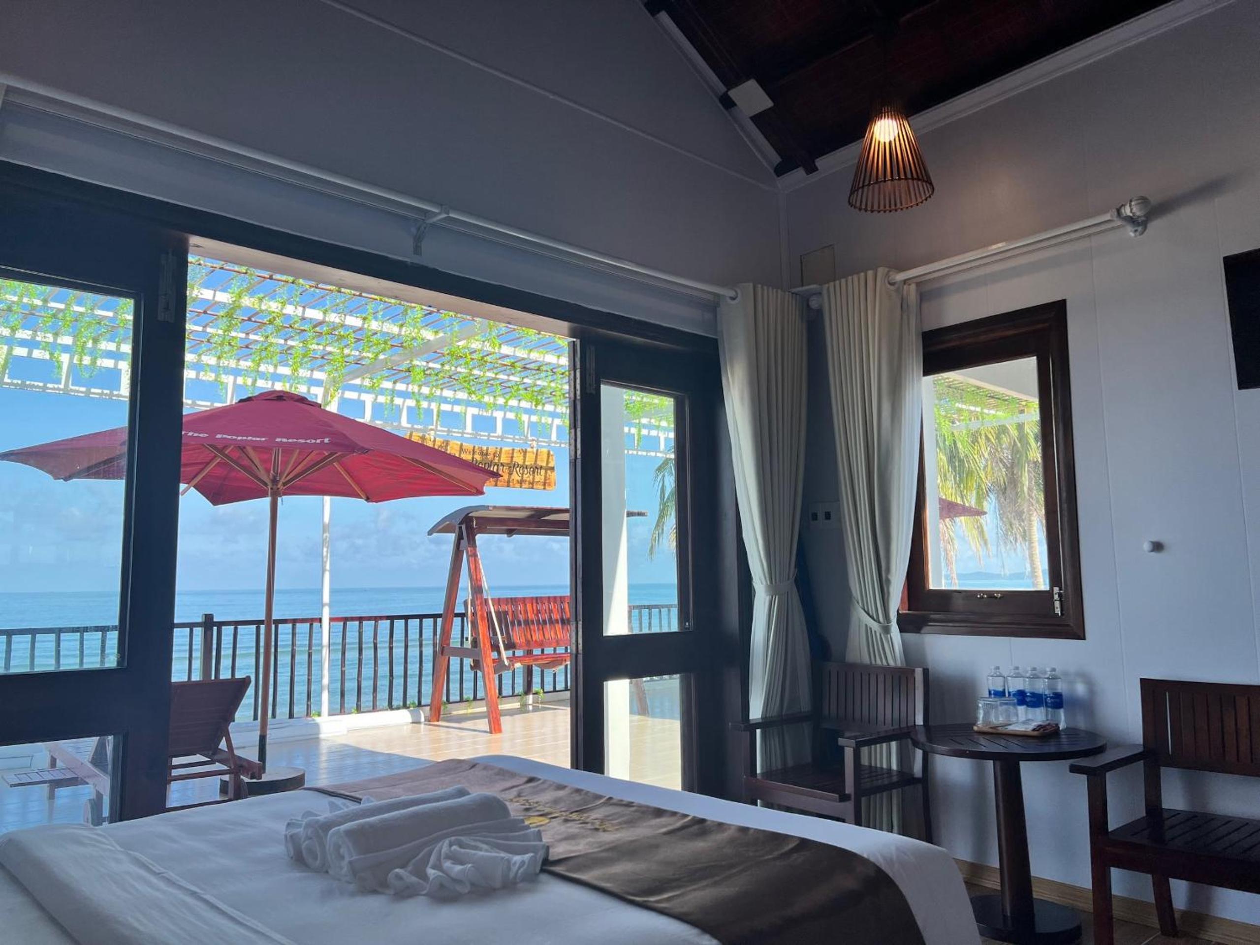 King Room with Sea View photo 3