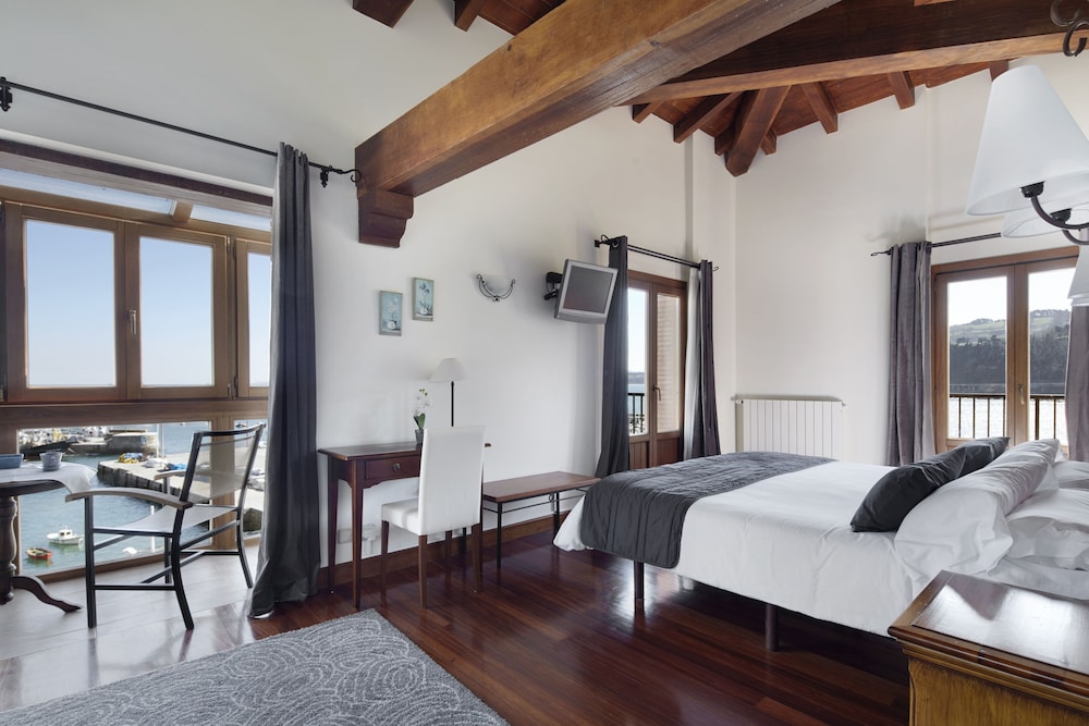 Habitación Doble Superior con Vista al Mar