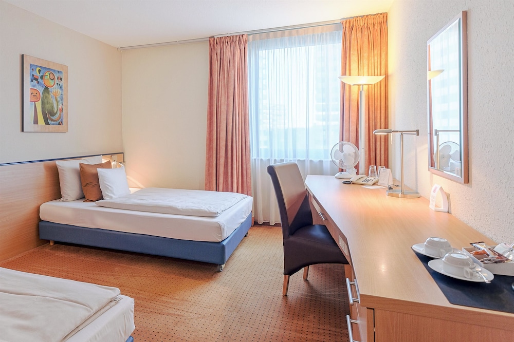 Comfort Room, 2 Twin Beds - Photo 1