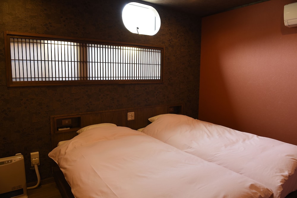 Japanese/Western Style - MOMIJI, Shared Bathroom, Private Toilet with Joshu Beef Dinner photo 2