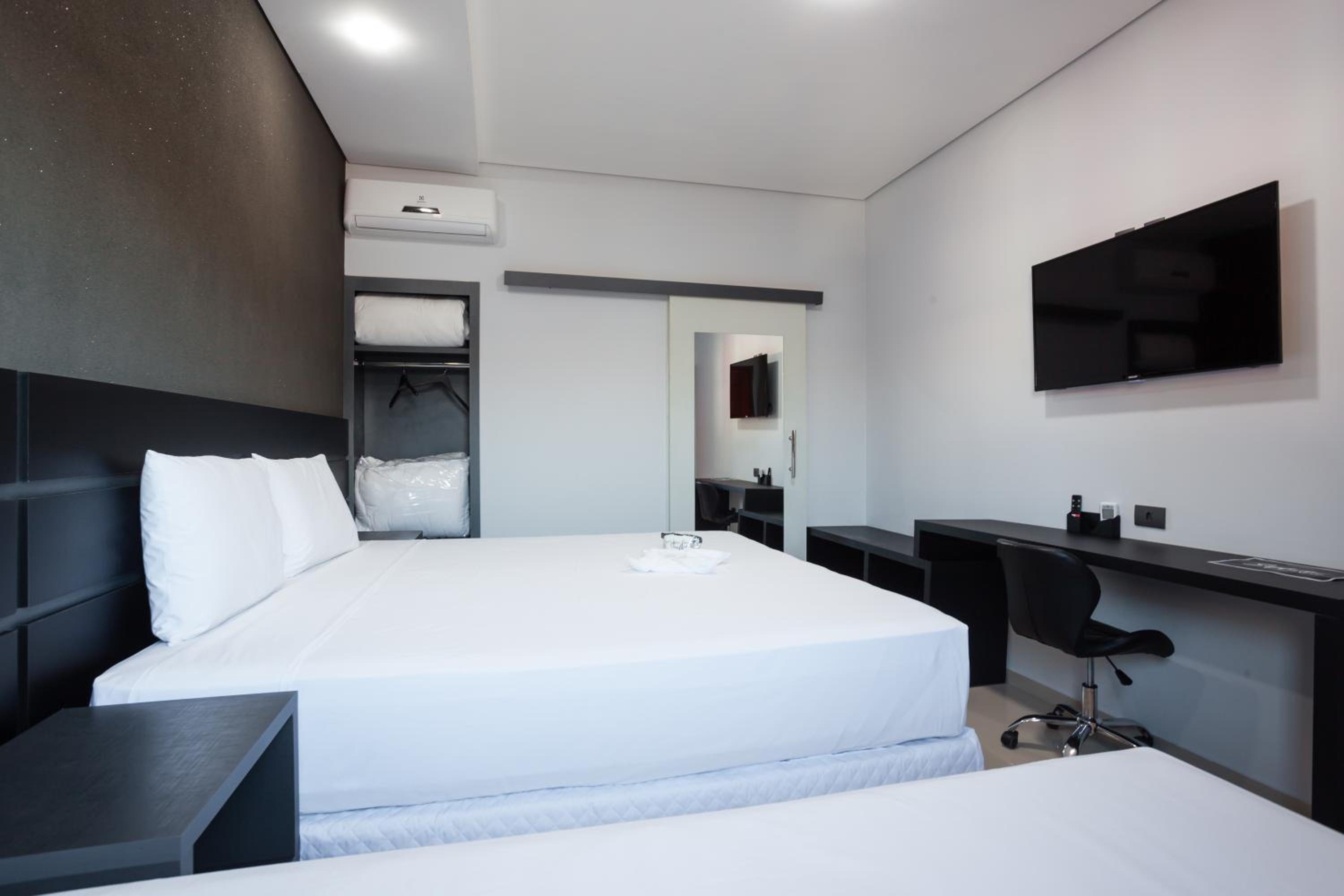Luxury Triple Room photo 3