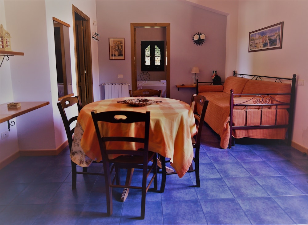 Family Villa, 2 Bedrooms, Kitchenette, Garden View photo 1