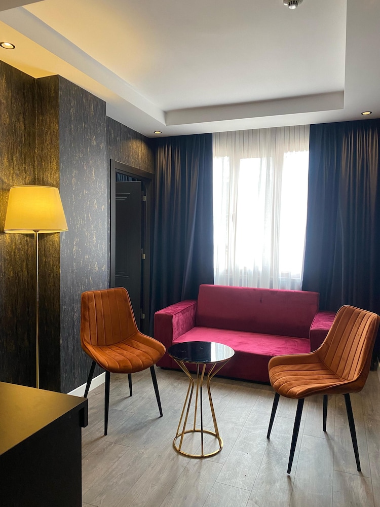 Grand Suite, Courtyard View photo 1