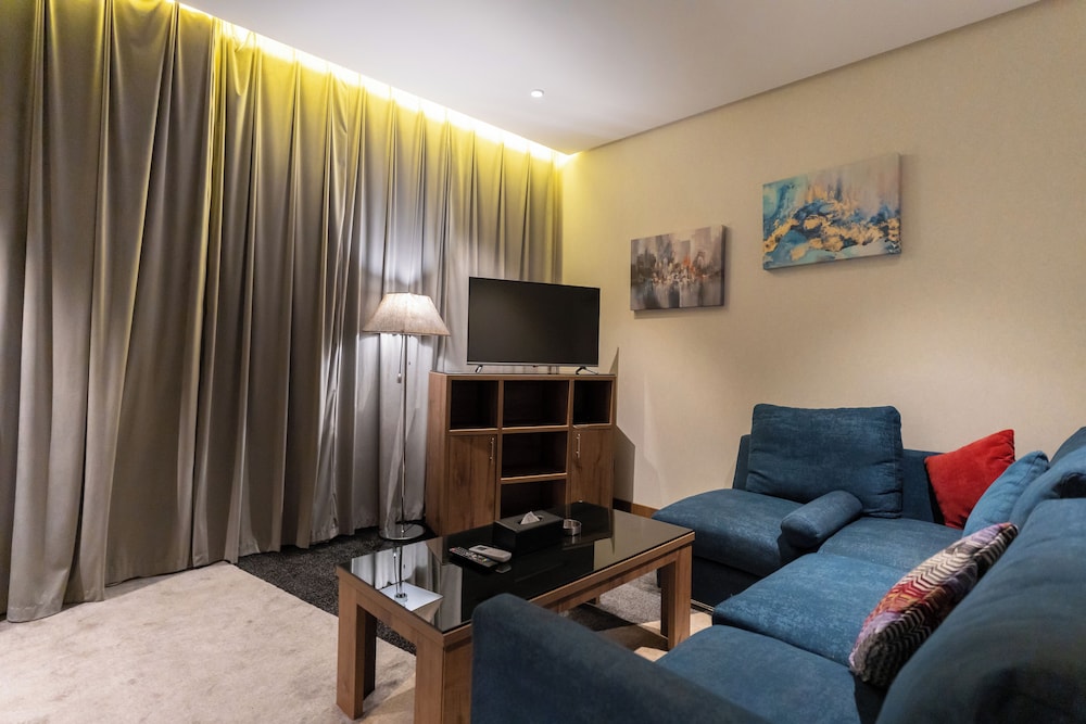 Superior Suite, 1 Double Bed, Kitchenette