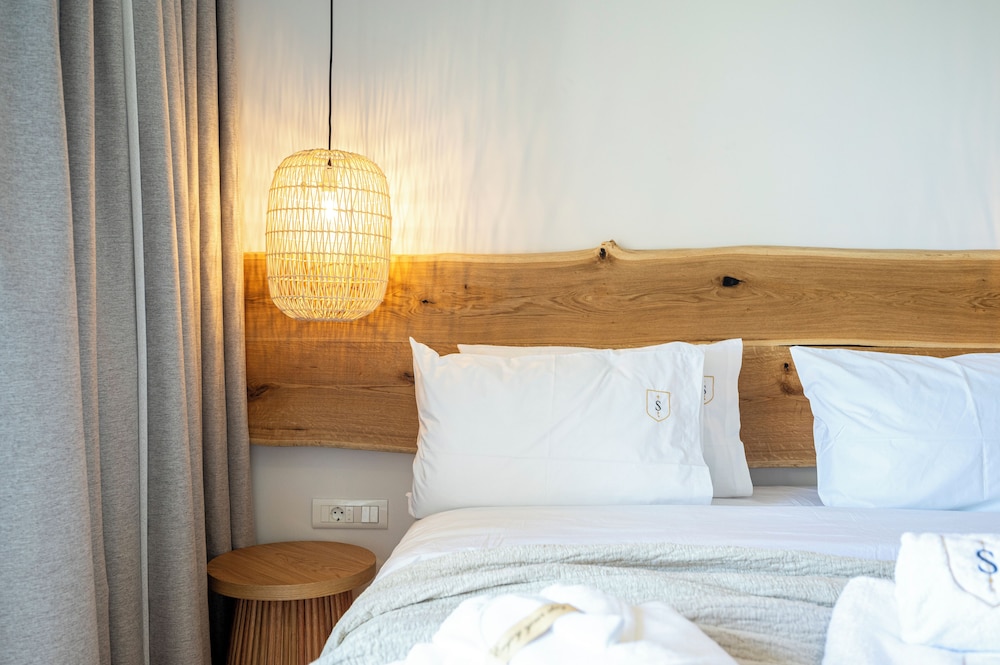Executive Suite, Sea View - Photo 12