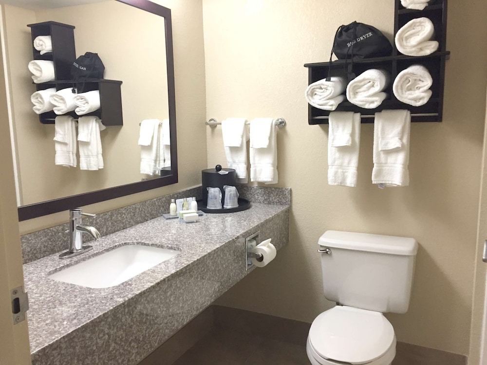Suite, 2 Queen Beds, Non Smoking, Kitchenette - Photo 5