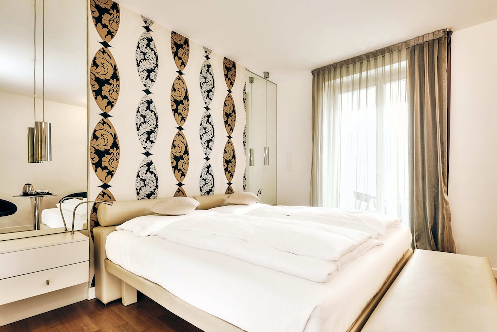 Room UP