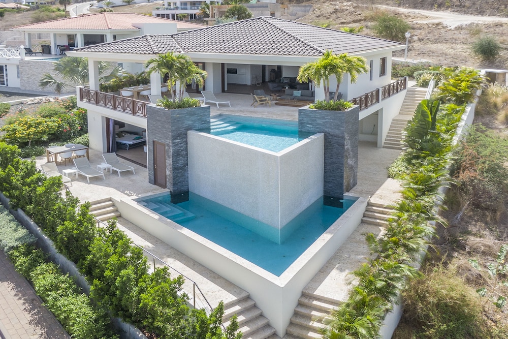 Deluxe Villa, 4 Bedrooms, Private Pool, Sea Facing photo 1