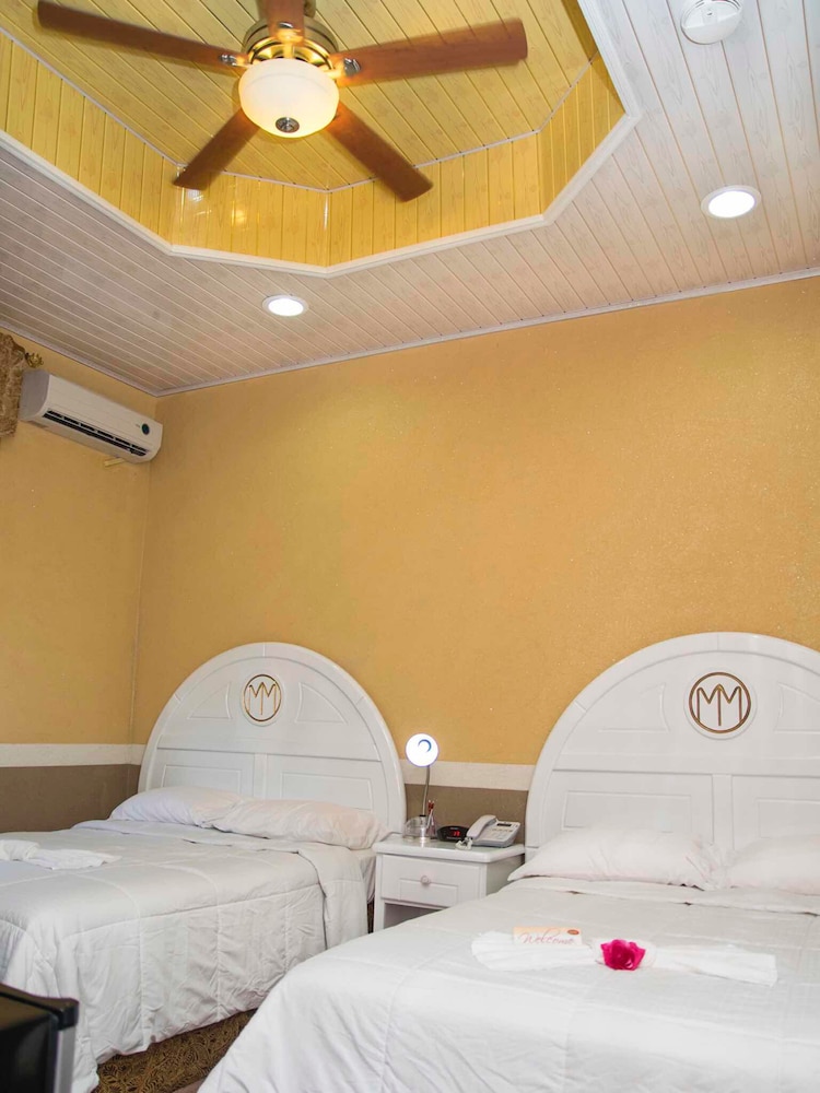 Family Double Room, 2 Double Beds, Non Smoking photo 3