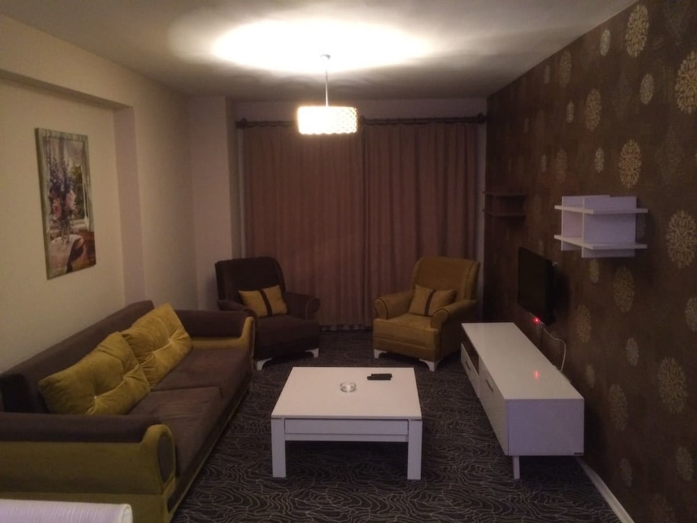 Deluxe Apartment photo 2