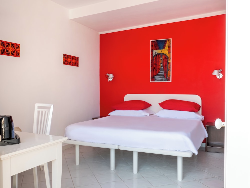 Standard Quadruple Room, 1 Bedroom thumbnail 6