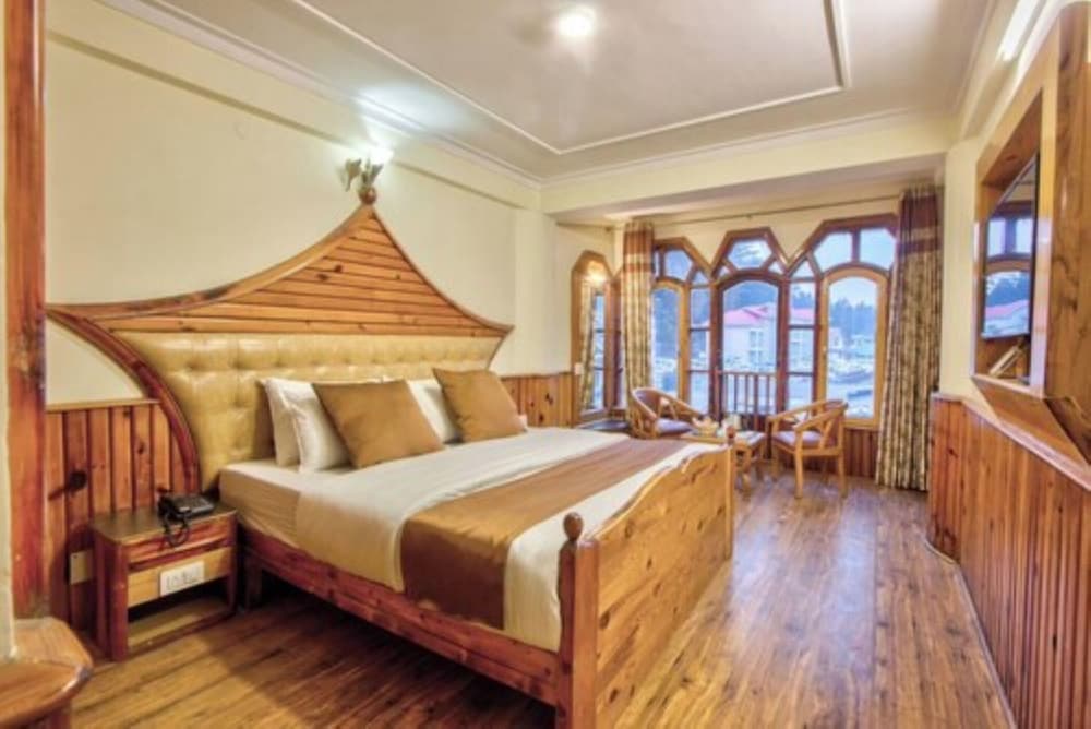 Deluxe Studio Suite