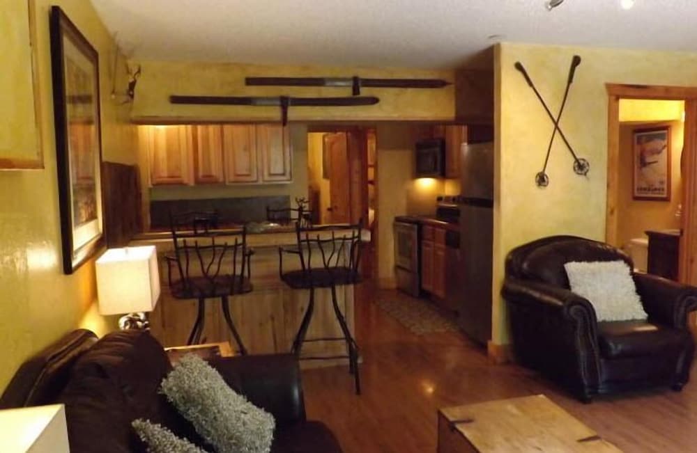 Vail 2 Bedroom 1 Bath Condo photo 1