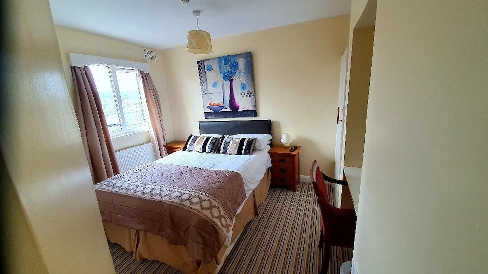 Economy Double Room photo 3
