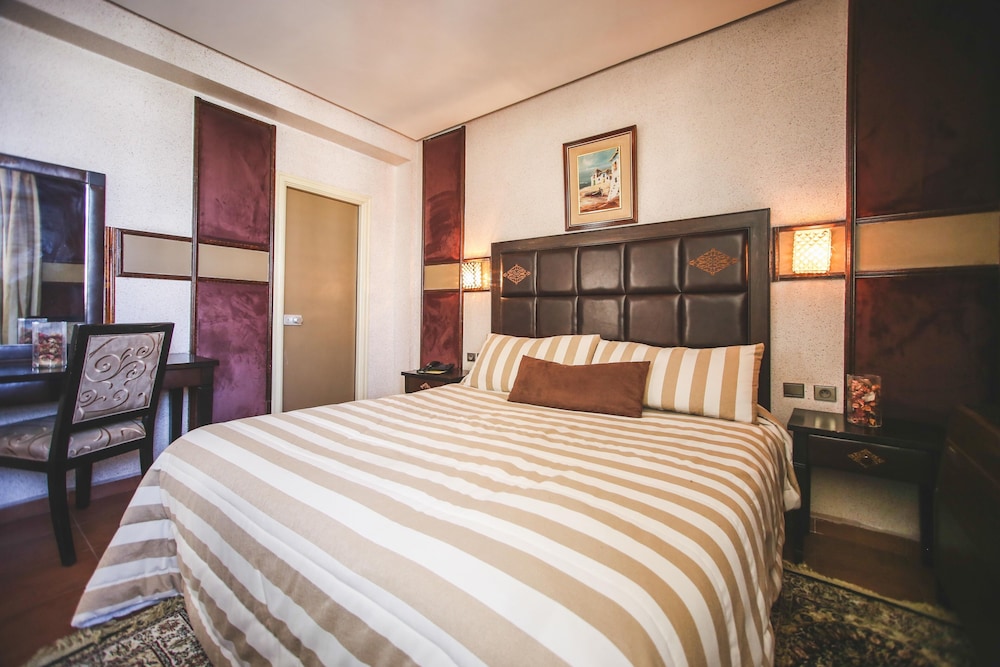 Standard Twin Room photo 2