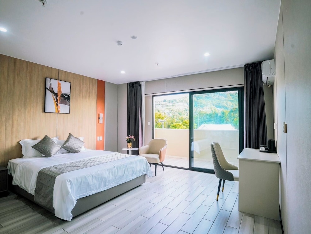Deluxe Double Room photo 1